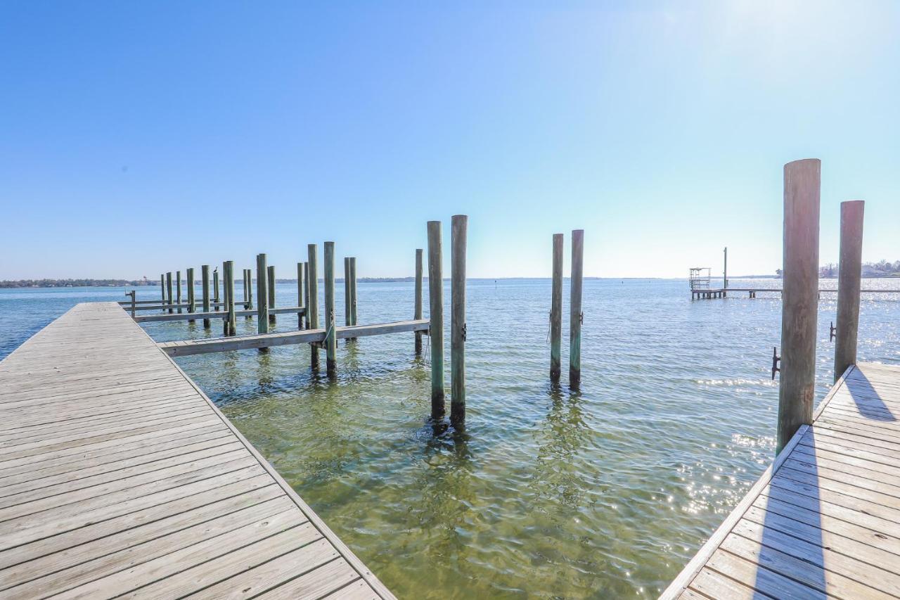 Model Home Near Camp Lejeune With Water View Sneads Ferry Extérieur photo